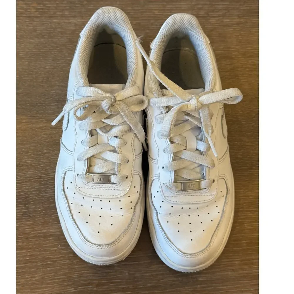 NIKE Air Force 1 White Sneakers Youth size 5.5